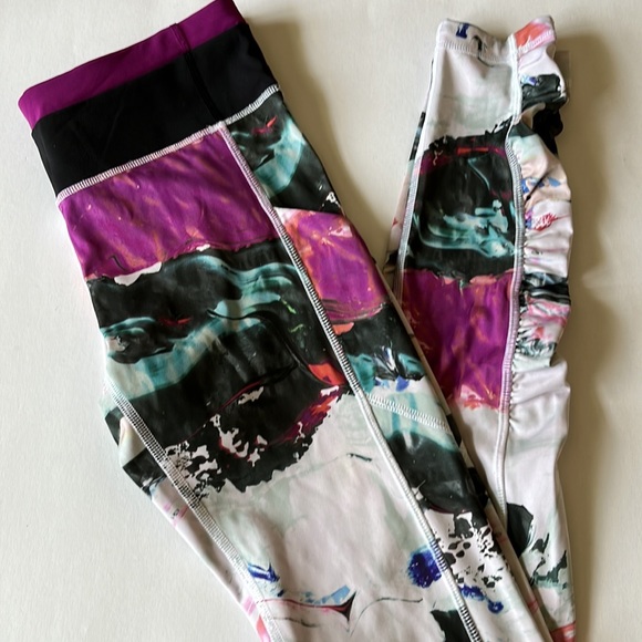 Lululemon Speed Tight Leggings - Picture 5 of 16